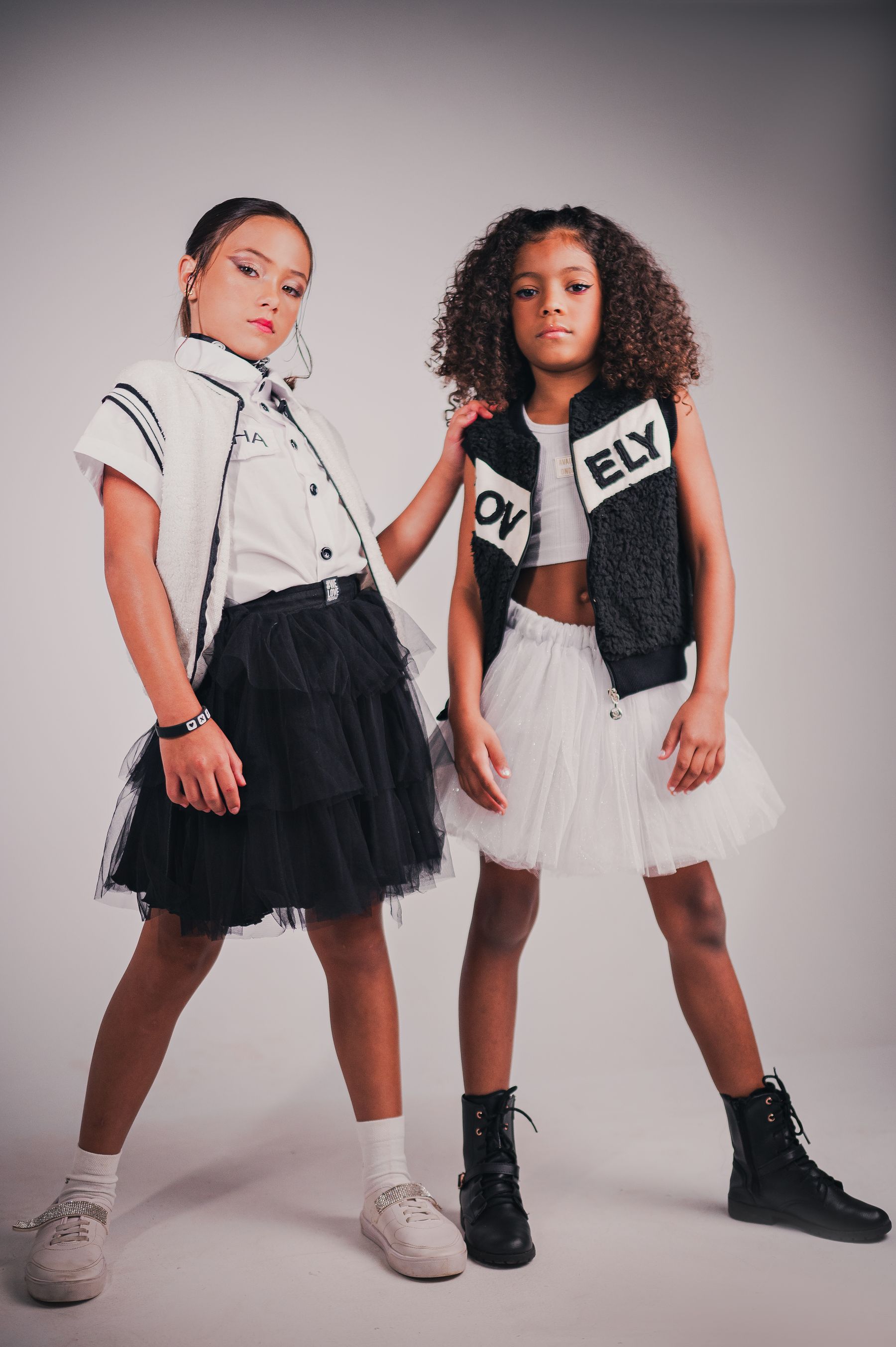 Two young models in tulle skirts